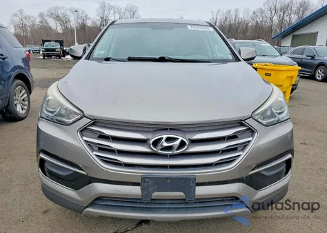 2017 Hyundai Santa Fe Sport z USA, uszkodzony, nr VIN 5NMZT3LB5HH010855